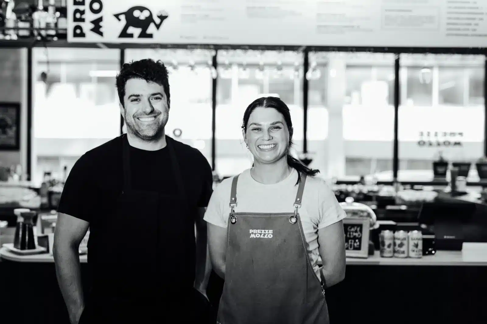 Catherine Caron et Julien Messier-Cousineau, propriétaires de Prezze Mollo, en noir et blanc