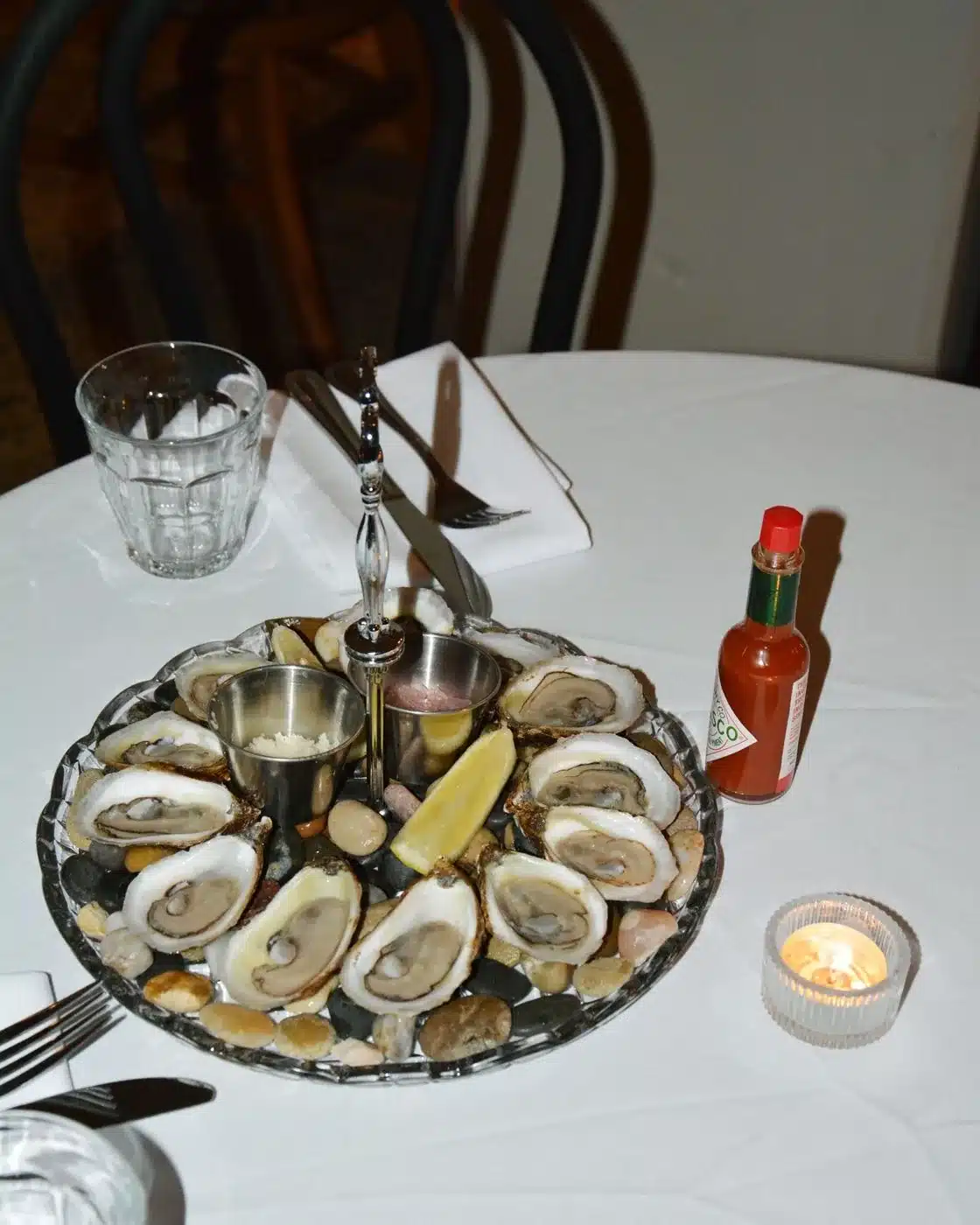 Plateau d'huîtres fraîches pour un cocktail dînatoire